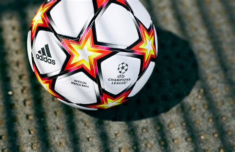 win today's match balls Adidas